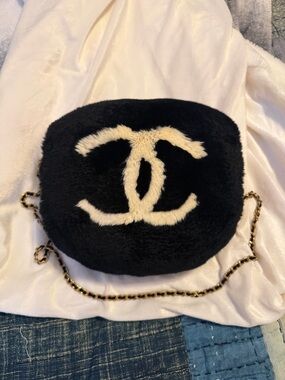 CHANEL Black Lapin Fur Muff